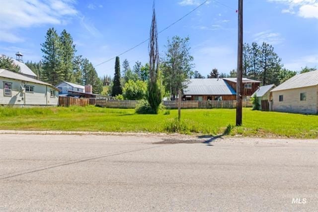 Listing photo 3 for 508 Montgomery St, Idaho City ID 83631