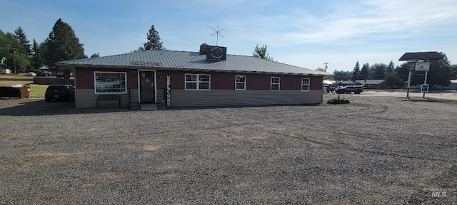 view of front of property