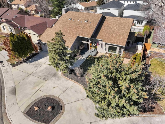 birds eye view of property featuring a residential view