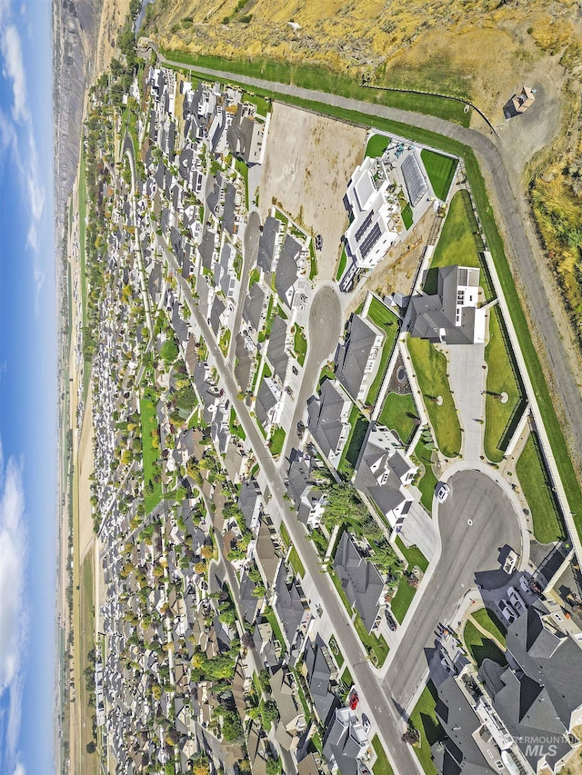 bird's eye view with a residential view
