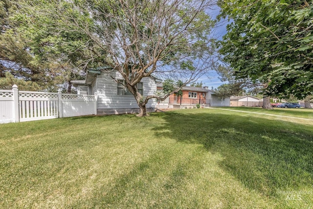 2371 SW 2nd Ave, Ontario, OR 97914 - view of yard