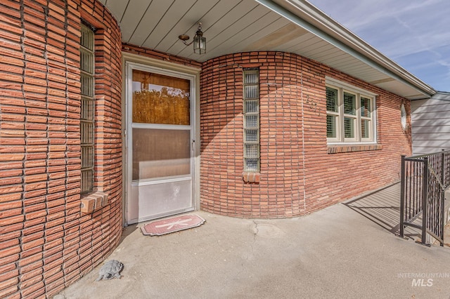 2371 SW 2nd Ave, Ontario, OR 97914 - view of exterior entry featuring brick siding