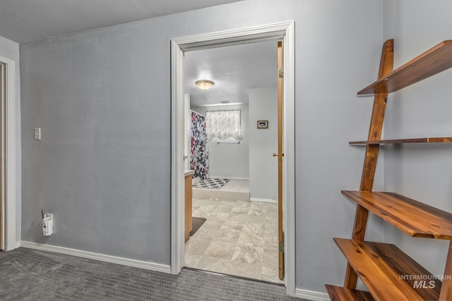 2371 SW 2nd Ave, Ontario, OR 97914 - hall with baseboards and carpet flooring