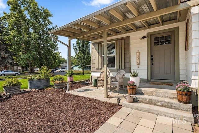 view of property entrance