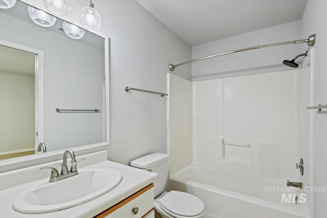 2285 S Challenger Unit 201, Boise, ID 83705 - bathroom with toilet, vanity, and shower / bath combination
