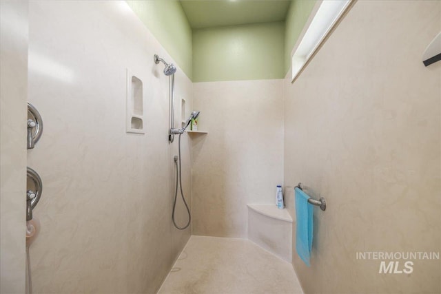 10395 Willis Rd, Middleton, ID 83644 - full bathroom with a shower