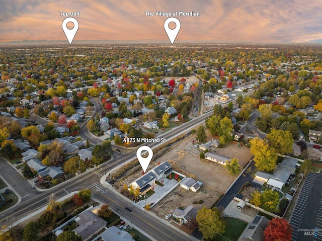view of aerial view at dusk