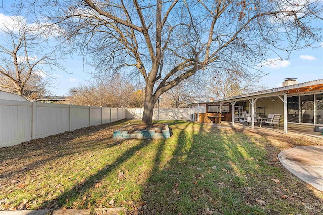 view of yard with a patio area