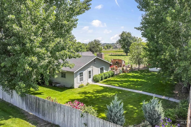 19550 Whitecap Ct, Wilder, ID 83676 - view of side of property with roof with shingles