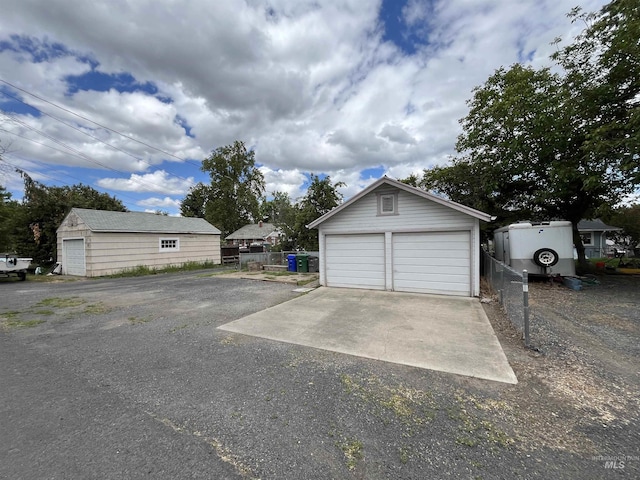 1114 12th Ave, Lewiston, ID 83501 - view of detached garage