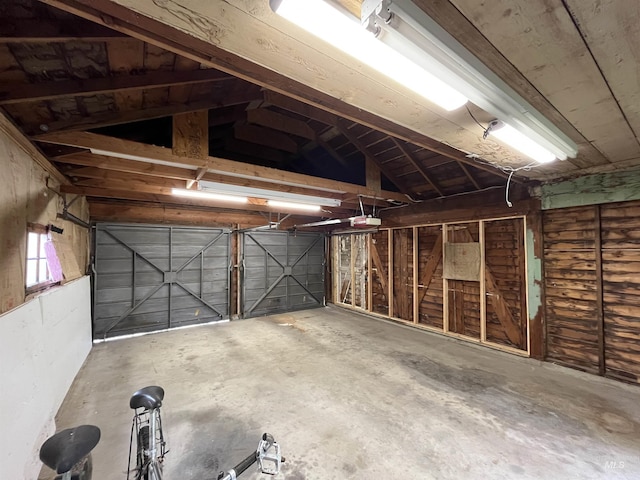 1114 12th Ave, Lewiston, ID 83501 - garage featuring a garage door opener