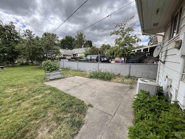 1114 12th Ave, Lewiston, ID 83501 - view of patio with central AC