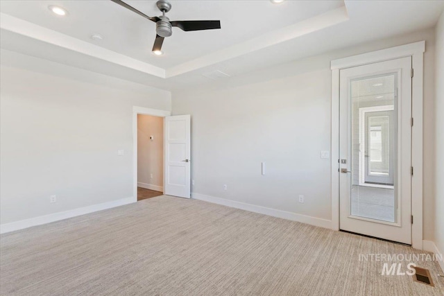 13958 Levendi Ct, Caldwell, ID 83607 - unfurnished room featuring a raised ceiling, a ceiling fan, baseboards, and recessed lighting