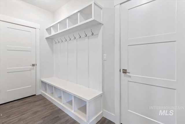 13958 Levendi Ct, Caldwell, ID 83607 - mudroom featuring wood finished floors