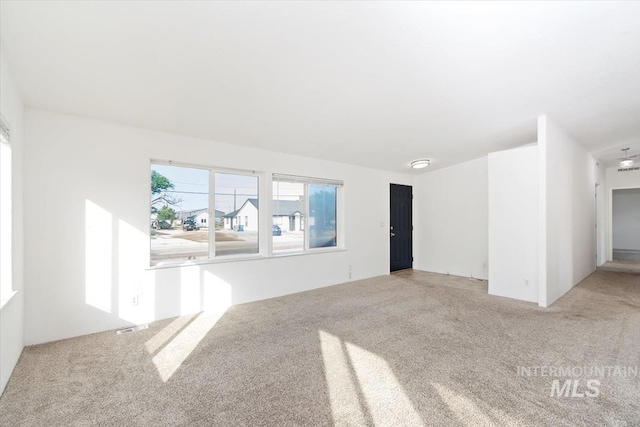 1404 River Run Ln, Caldwell, ID 83605 - unfurnished room featuring light carpet