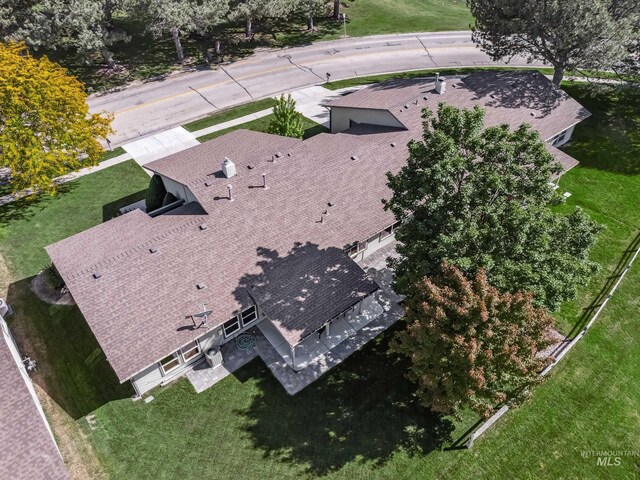 810 N Eagle Hills Way, Eagle, ID 83616 - aerial view of property and surrounding area