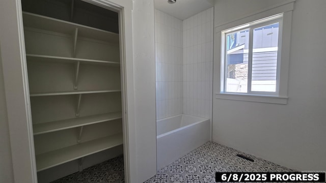 5728 S Keyport Way, Meridian, ID 83642 - full bath featuring plenty of natural light, tile patterned floors, and shower / bathtub combination