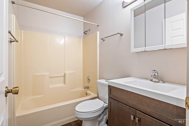 1131 Aztec Dr, Twin Falls, ID 83301 - bathroom with toilet, vanity, and shower / tub combination