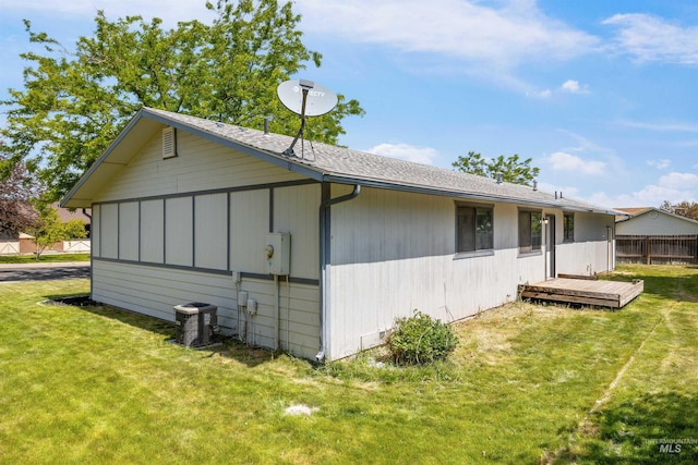 1131 Aztec Dr, Twin Falls, ID 83301 - view of property exterior with roof with shingles