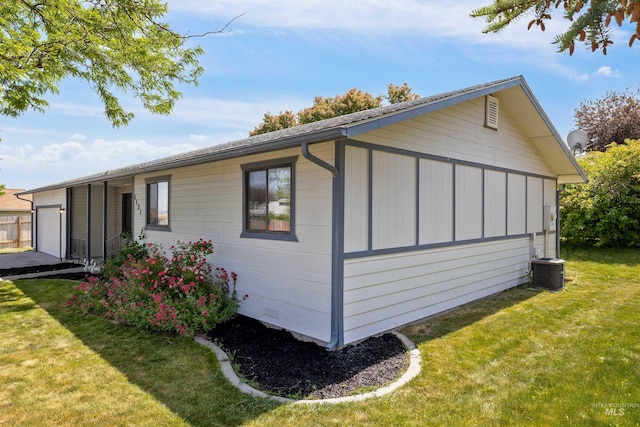 1131 Aztec Dr, Twin Falls, ID 83301 - view of property exterior with a lawn