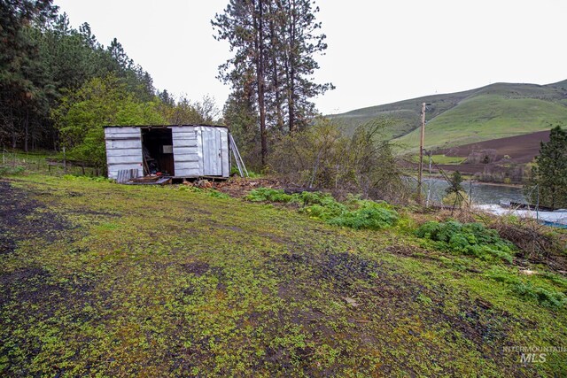 31032 Thunderbird Dr, Lenore, ID 83541