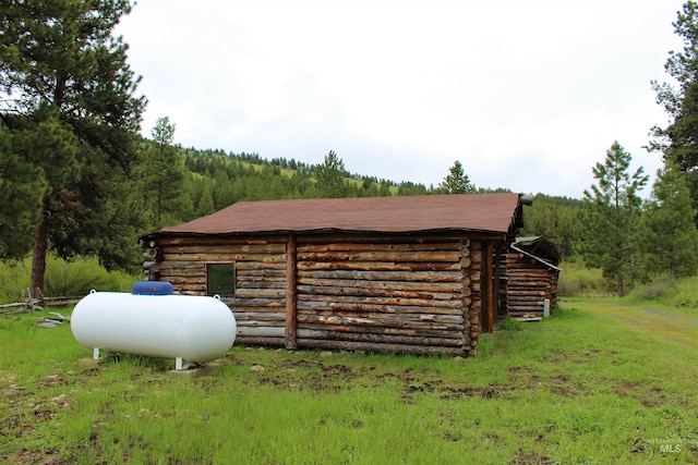 view of outdoor structure