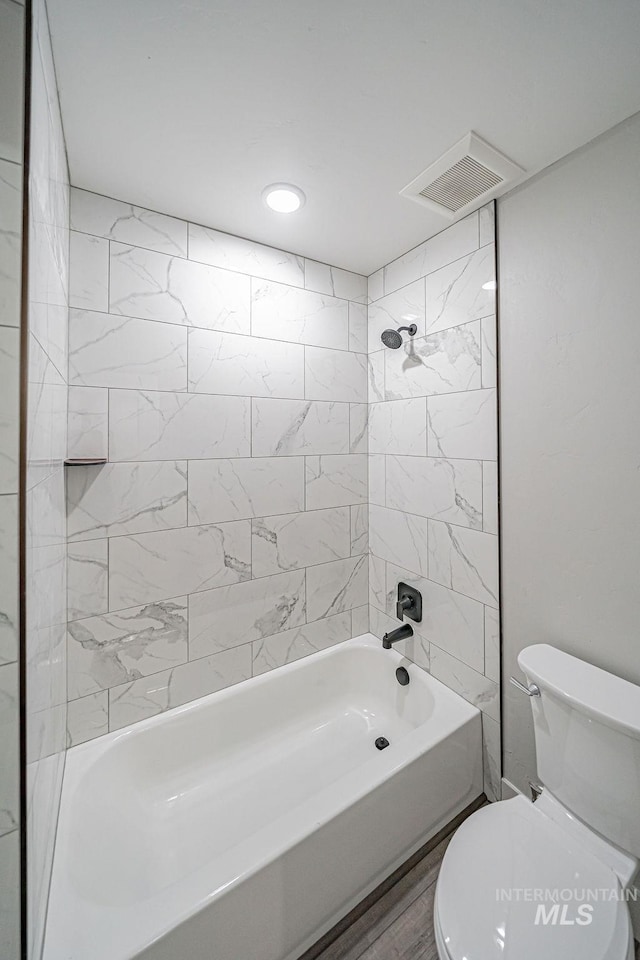665 Emma Ct, Idaho Falls, ID 83404 - full bathroom with toilet and washtub / shower combination