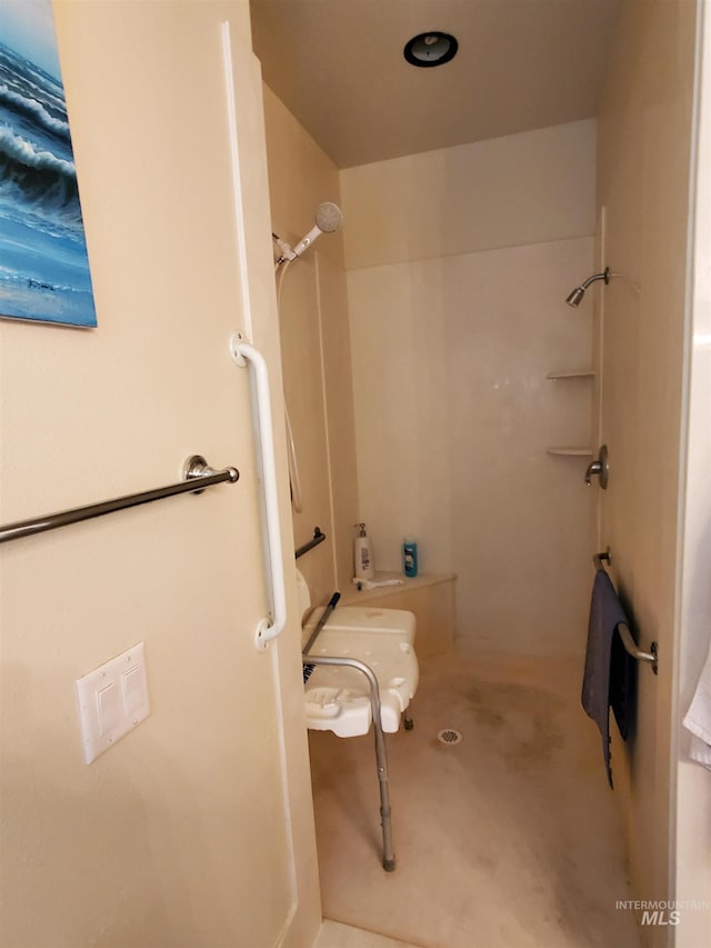 1441 Marie Dr, Gooding, ID 83330 - bathroom with a shower and toilet