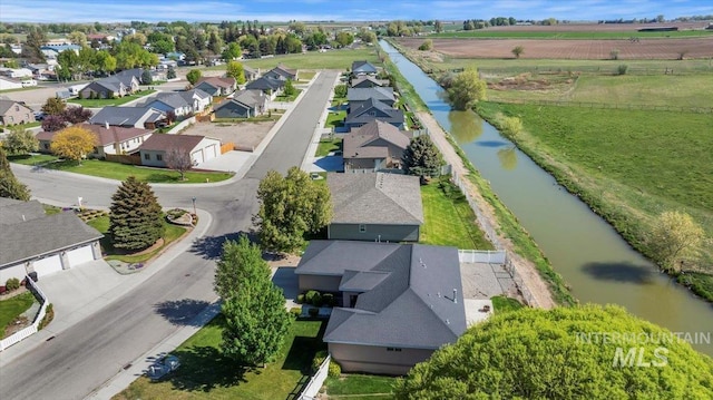 1441 Marie Dr, Gooding, ID 83330 - aerial perspective of suburban area with a large body of water