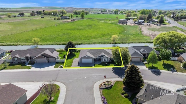 1441 Marie Dr, Gooding, ID 83330 - overview of rural landscape featuring a large body of water and property parcel outlined