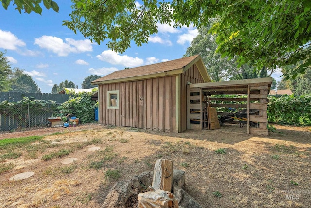 view of outbuilding