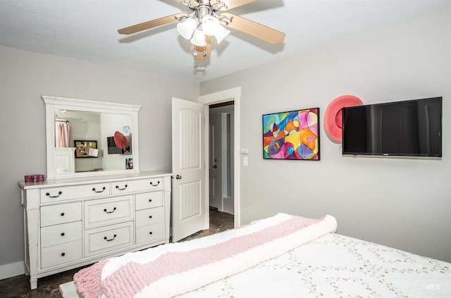 bedroom featuring ceiling fan