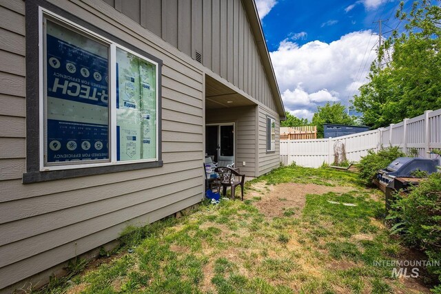 3744 S Antler Rdg, Boise, ID 83709 - view of yard featuring fence