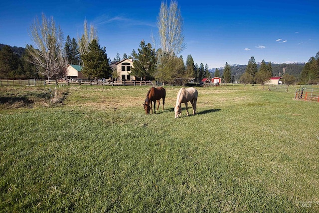 view of yard featuring a view of countryside