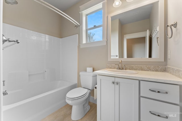 1031 E Reflect Ridge Dr, Meridian, ID 83642 - full bath with toilet, vanity, and  shower combination