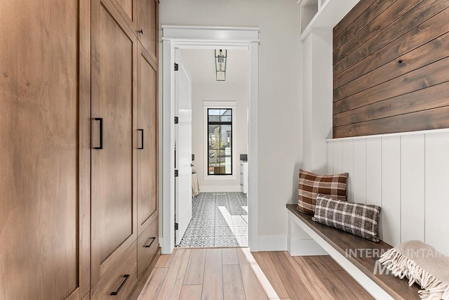 1195 N Arrano Farms Ln, Eagle, ID 83616 - mudroom featuring light wood-style flooring and baseboards