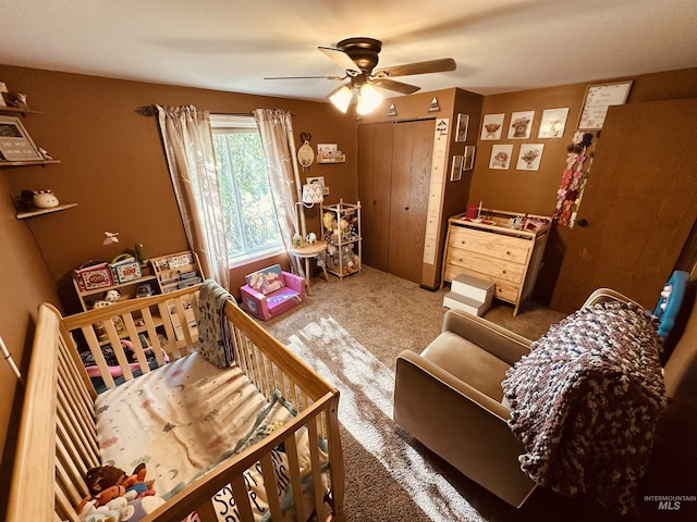 245 W 3rd St, Huntington, OR 97907 - carpeted living area featuring a ceiling fan