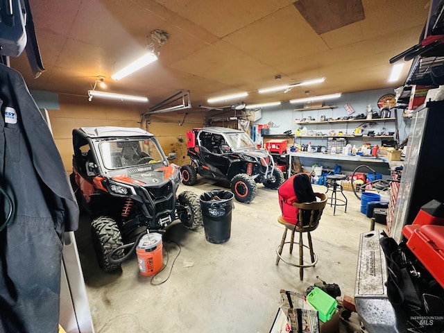 245 W 3rd St, Huntington, OR 97907 - view of garage