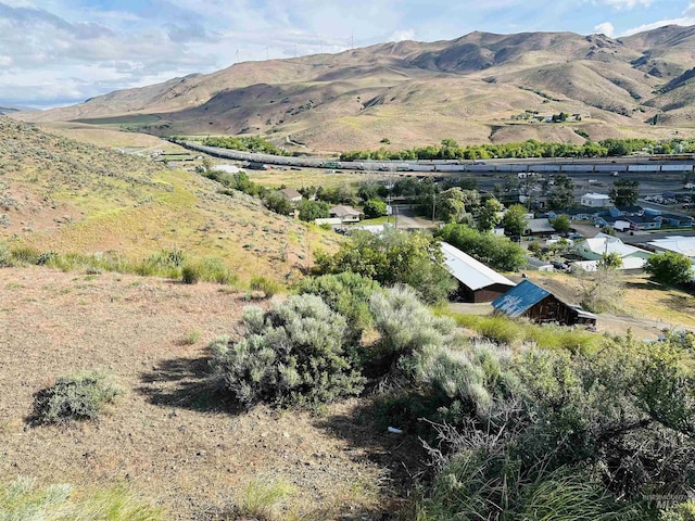 245 W 3rd St, Huntington, OR 97907 - mountain view