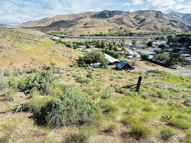 245 W 3rd St, Huntington, OR 97907 - mountain view