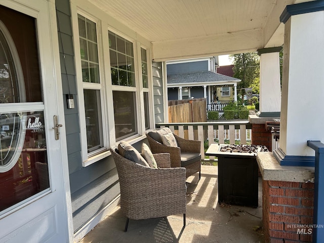 balcony with a porch