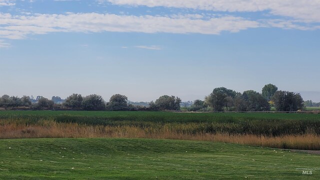 view of local wilderness featuring a rural view