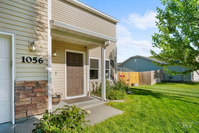 1056 S Hebgon Lake Ave, Middleton, ID 83644 - entrance to property with stone siding