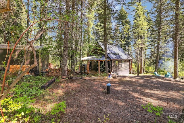 1221 Fox Rd, Cascade, ID 83611 - view of yard with an outdoor structure