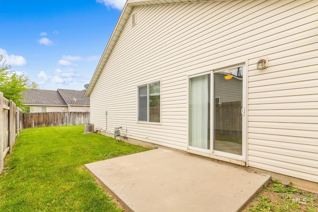 3000 E Ohio Ave, Nampa, ID 83686 - view of yard featuring a patio