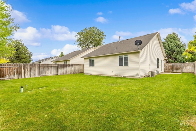 3000 E Ohio Ave, Nampa, ID 83686 - back of property with central AC unit