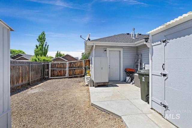 4456 N Weston Ave, Meridian, ID 83646 - fenced backyard with a patio