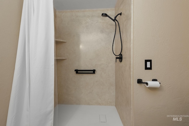 5132 S Council Bluffs Way, Boise, ID 83716 - full bath with a shower with curtain