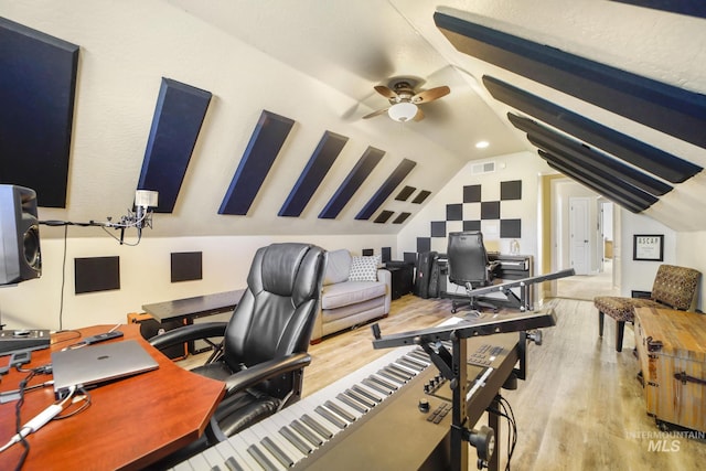 3408 Ridgeline Dr, Kimberly, ID 83341 - office area featuring lofted ceiling, visible vents, wood finished floors, and a ceiling fan