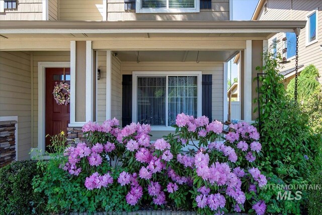 4226 E Tahiti St, Meridian, ID 83646 - view of exterior entry with covered porch